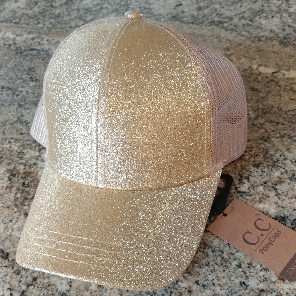 C.C ponytail ✨GLITTER✨ trucker cap